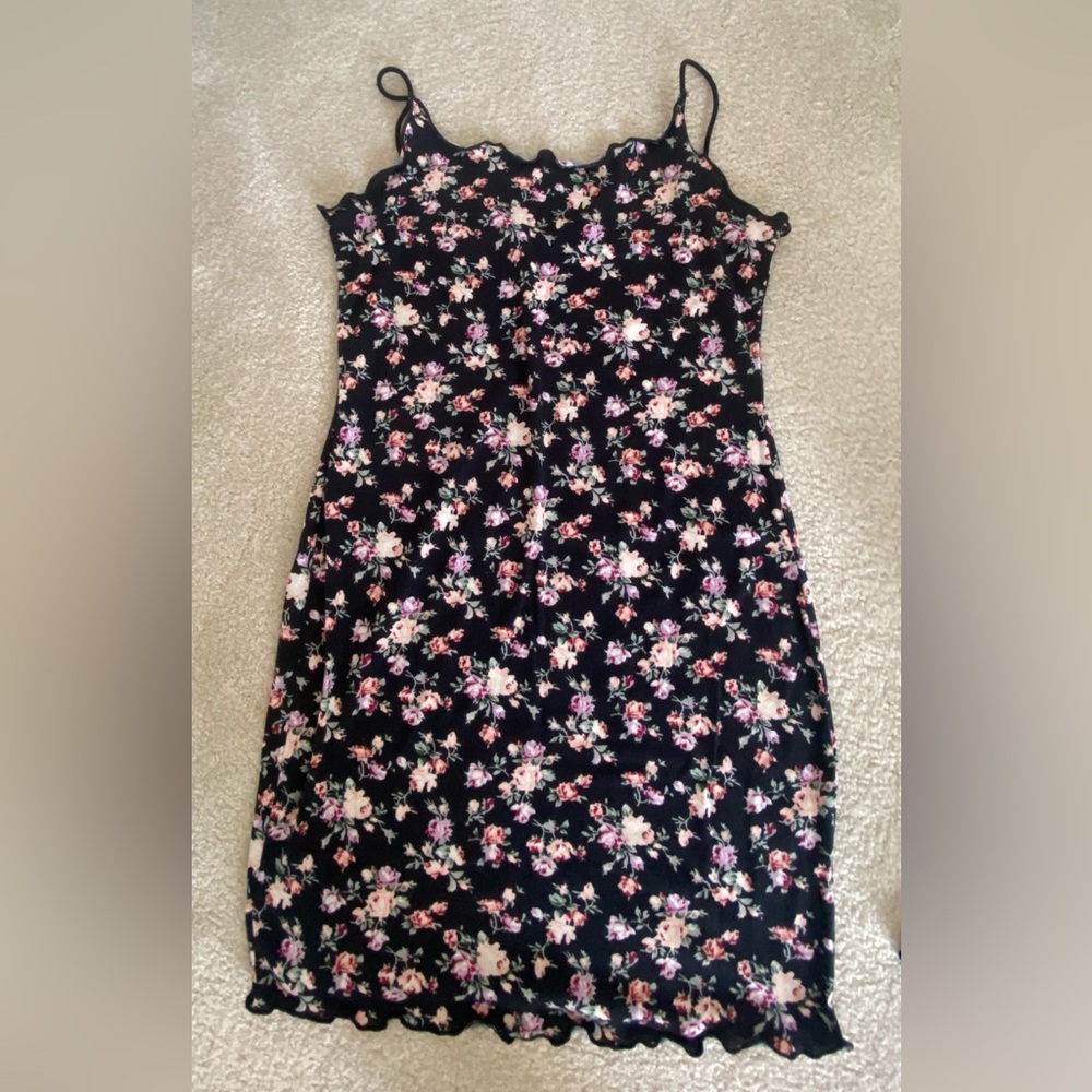 SHEIN Gray Floral Top